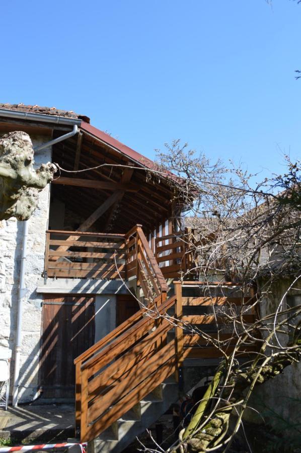Maison Maliga J&G House Saint-Pierre-de-Curtille Exterior foto